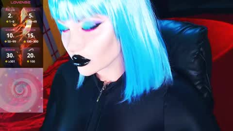 Roxy online show from May 15, 2026, 8:32 am