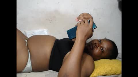 crazyslut17 online show from September 21, 2025, 8:32 pm