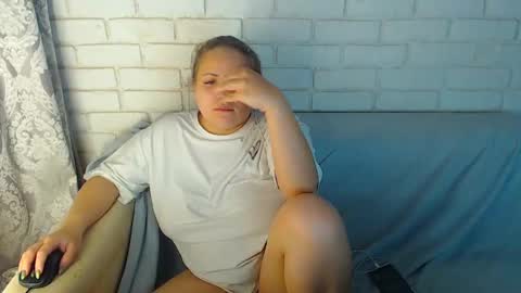 Snapshot of crazyy_girl_ chatting on January 17, 2025, 6:02 pm Crazyy Girl online show from January 17, 2025, 6:02 pm