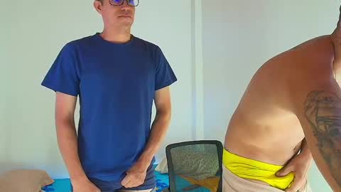 Bull online show from April 7, 2026, 3:51 am