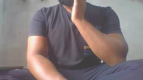 crazzy_booy online show from November 4, 2025, 4:44 am