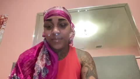 Snapshot of creame_sensation chatting on February 26, 2025, 7:16 pm PHANTOMTARGARYENXXX online show from February 26, 2025, 7:16 pm