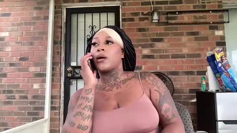 Snapshot of creame_sensation chatting on October 17, 2025, 2:19 pm PHANTOMTARGARYENXXX online show from October 17, 2025, 2:19 pm