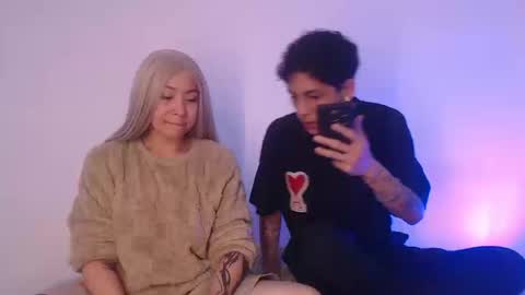  CAMILA Y SEBASTIAN online show from September 19, 2025, 7:58 pm