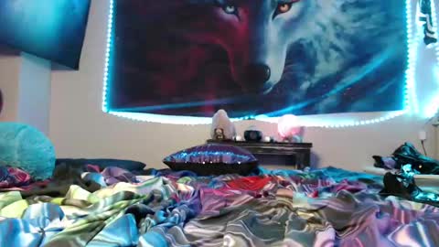 Snapshot of creamy_lust chatting on January 12, 2025, 5:03 am Sylvia online show from January 12, 2025, 5:03 am