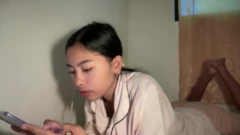 Snapshot of creamy_sexy chatting on September 17, 2025, 4:25 am mika online show from September 17, 2025, 4:25 am