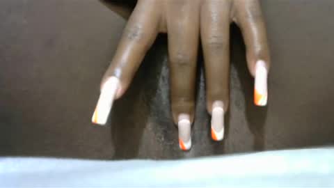 Snapshot of creamybabee chatting on January 14, 2025, 12:22 am queen online show from January 14, 2025, 12:22 am