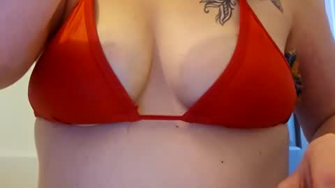 creamymilf11 online show from September 28, 2025, 1:55 am