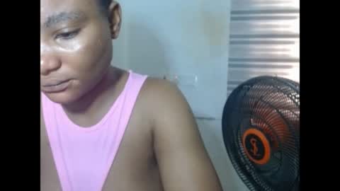 creamyxpussyx online show from May 1, 2026, 8:19 am