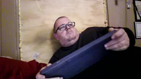 The hopeless romantic online show from December 19, 2025, 8:32 am