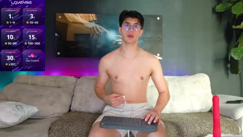CRHISTIAN online show from May 3, 2026, 3:51 pm