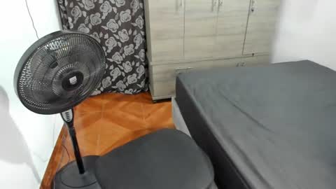 Snapshot of criistal_0 chatting on July 23, 2026, 1:58 am criistal_0 online show from July 23, 2026, 1:58 am