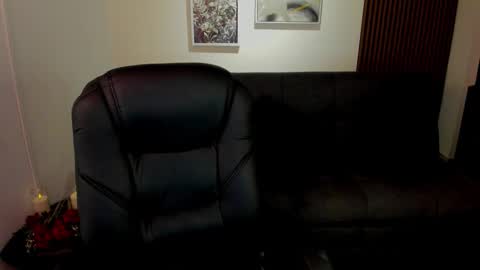 Tatiana  online show from October 31, 2025, 4:02 am