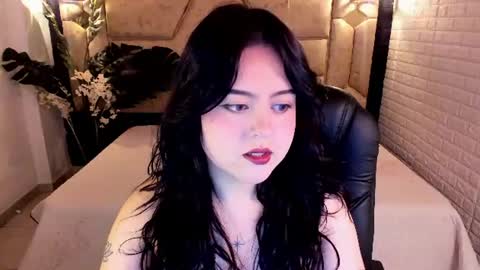 Snapshot of crimson_tati chatting on July 22, 2026, 1:25 pm Tatiana online show from July 22, 2026, 1:25 pm