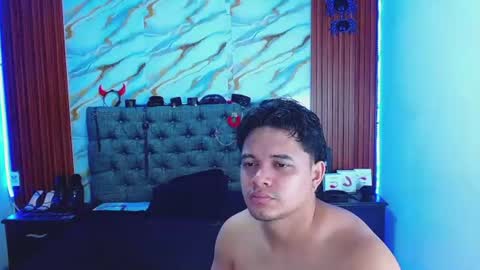 Snapshot of crisandmery chatting on June 18, 2026, 5:41 am CRISANDMERY online show from June 18, 2026, 5:41 am