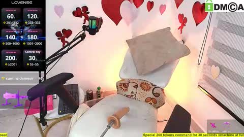  Criss Evans  online show from February 17, 2026, 8:59 pm