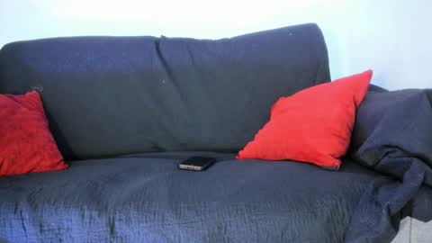 criss_zuri online show from February 9, 2026, 12:31 pm