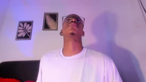 criss_zuri online show from July 28, 2026, 6:20 pm