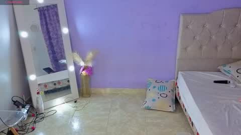Snapshot of crisstal_7 chatting on May 29, 2026, 8:07 pm cristal online show from May 29, 2026, 8:07 pm