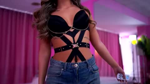 Snapshot of crisstyblair chatting on February 24, 2026, 11:19 am Crissy online show from February 24, 2026, 11:19 am