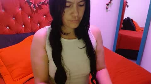 cristal1609 online show from March 10, 2026, 1:27 pm