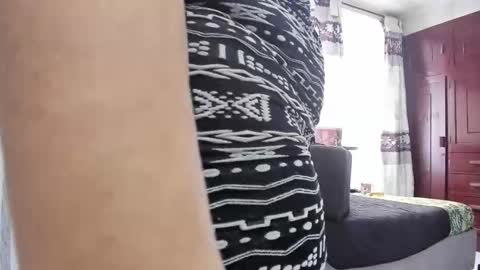 Snapshot of cristal_18xxx chatting on March 20, 2026, 4:12 pm Cristal online show from March 20, 2026, 4:12 pm