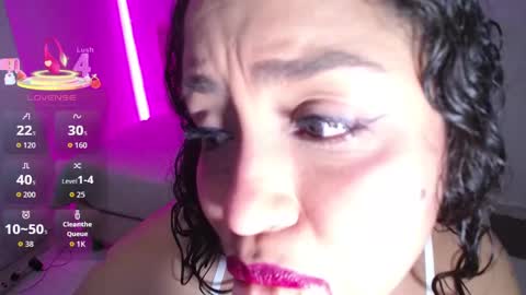 Milena online show from November 7, 2025, 3:17 am