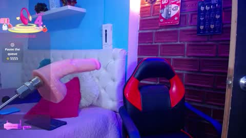 Milena online show from November 29, 2025, 3:31 am