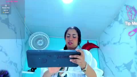 Milena online show from July 24, 2026, 1:58 am