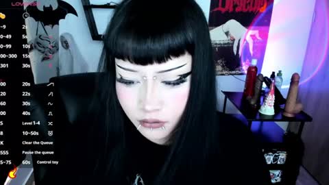 Snapshot of cristal_kosh chatting on June 27, 2026, 2:23 pm Cris online show from June 27, 2026, 2:23 pm