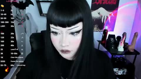 Snapshot of cristal_kosh chatting on July 11, 2026, 5:48 pm Cris online show from July 11, 2026, 5:48 pm