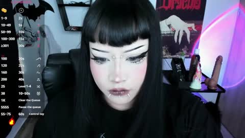 Snapshot of cristal_kosh chatting on July 15, 2026, 9:20 pm Cris online show from July 15, 2026, 9:20 pm