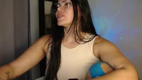 Snapshot of cristal_sexyboobs_ chatting on February 14, 2025, 4:37 am Cristal online show from February 14, 2025, 4:37 am