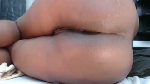 Snapshot of cristal_smith06 chatting on December 13, 2024, 8:09 am Hanna online show from December 13, 2024, 8:09 am