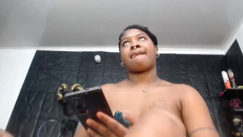 Snapshot of cristal_smith06 chatting on May 18, 2026, 10:10 am Hanna online show from May 18, 2026, 10:10 am