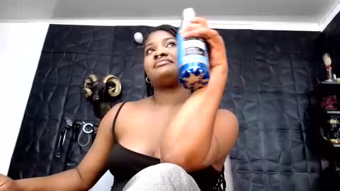 Snapshot of cristal_smith06 chatting on May 22, 2026, 5:25 am Hanna online show from May 22, 2026, 5:25 am
