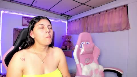 Snapshot of cristal_smith20 chatting on June 4, 2026, 11:49 am cristal_smith20 online show from June 4, 2026, 11:49 am