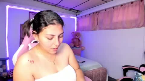 Snapshot of cristal_smith20 chatting on June 15, 2026, 12:29 pm cristal_smith20 online show from June 15, 2026, 12:29 pm