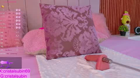 Snapshot of cristal_subin69 chatting on November 19, 2025, 12:16 pm STEFANYIG cristalsubin online show from November 19, 2025, 12:16 pm