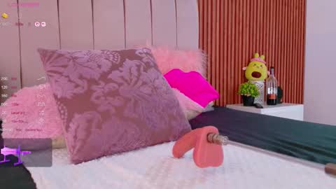 Snapshot of cristal_subin69 chatting on November 22, 2025, 12:15 pm STEFANYIG cristalsubin online show from November 22, 2025, 12:15 pm