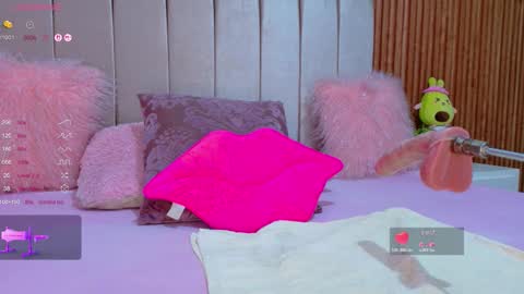 Snapshot of cristal_subin69 chatting on November 24, 2025, 12:05 pm STEFANYIG cristalsubin online show from November 24, 2025, 12:05 pm