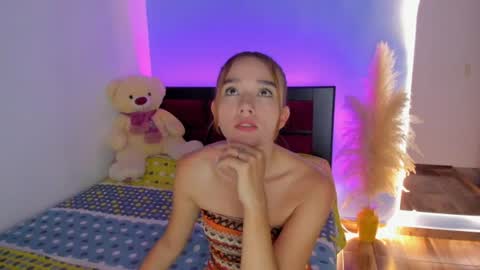 cristal_t2 online show from July 10, 2026, 7:16 pm