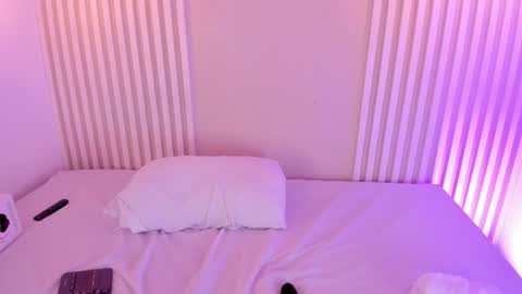 cristalfoxy_ online show from July 30, 2026, 8:08 pm