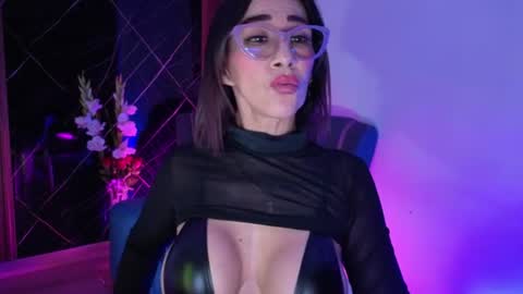 Snapshot of cristallmiller_ chatting on June 11, 2026, 6:50 pm cristal miller online show from June 11, 2026, 6:50 pm