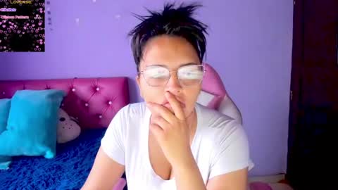 Snapshot of cristaln07 chatting on June 18, 2026, 11:47 am Natis online show from June 18, 2026, 11:47 am