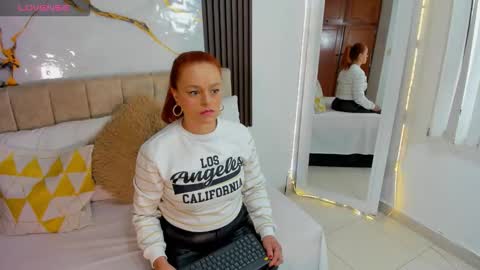 Snapshot of cristalwalker__ chatting on May 23, 2026, 12:09 pm cristal walker online show from May 23, 2026, 12:09 pm