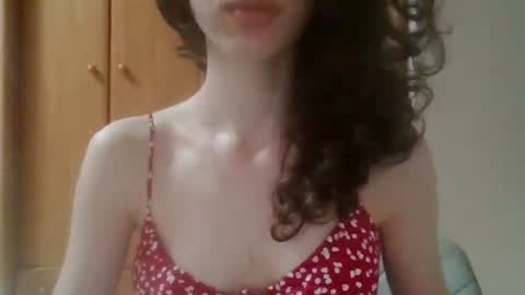 Snapshot of cristalylady chatting on August 2, 2026, 12:42 am CristalyLady online show from August 2, 2026, 12:42 am