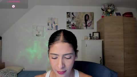 Snapshot of cristamunez chatting on June 17, 2026, 3:42 am veronika online show from June 17, 2026, 3:42 am