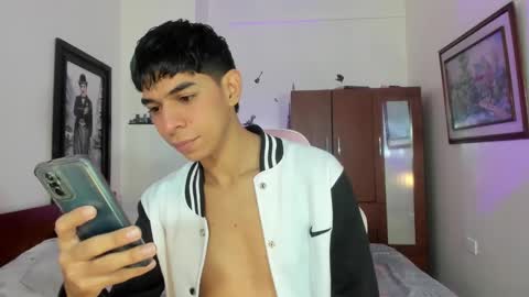 Snapshot of cristhian_slytherin chatting on January 20, 2025, 11:24 am cristhian online show from January 20, 2025, 11:24 am