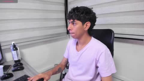 Snapshot of cristhian_slytherin chatting on September 16, 2025, 4:46 am cristhian online show from September 16, 2025, 4:46 am